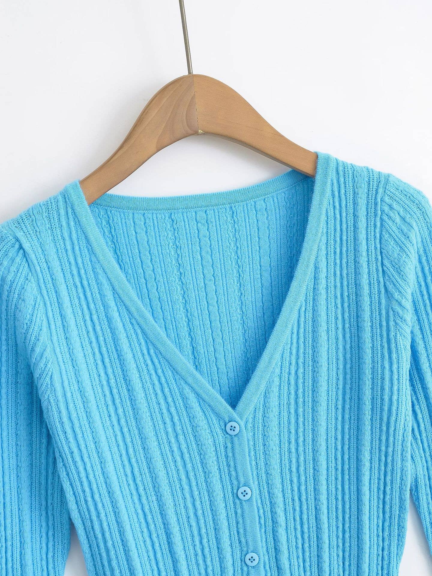 Solid-color V-neck long-sleeved knitted sweater