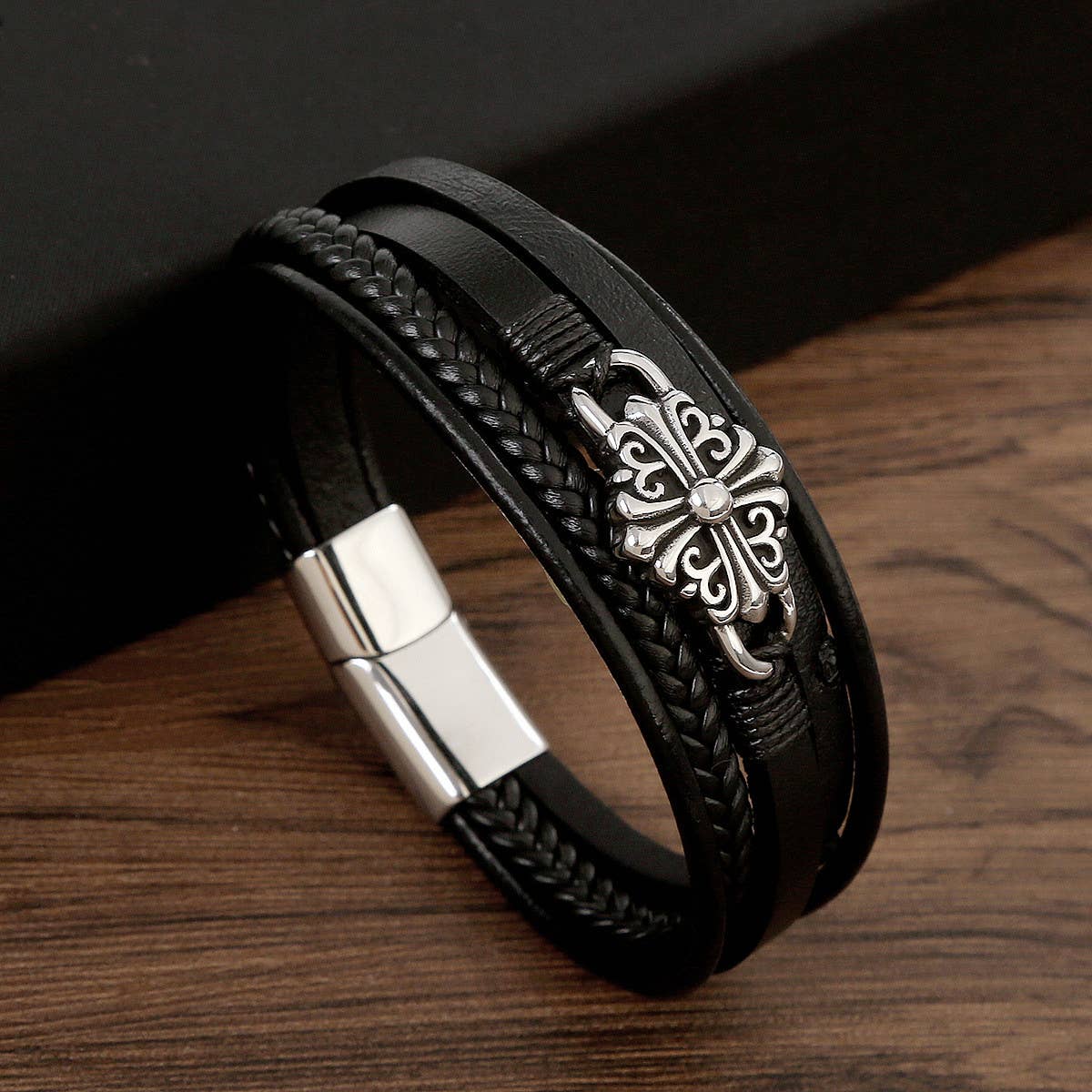 FASHION PU WOVEN BRACELET_CWAJE1515