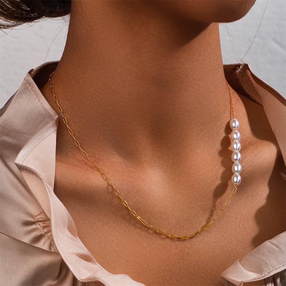 Fashionable simple electroplated pearl necklace