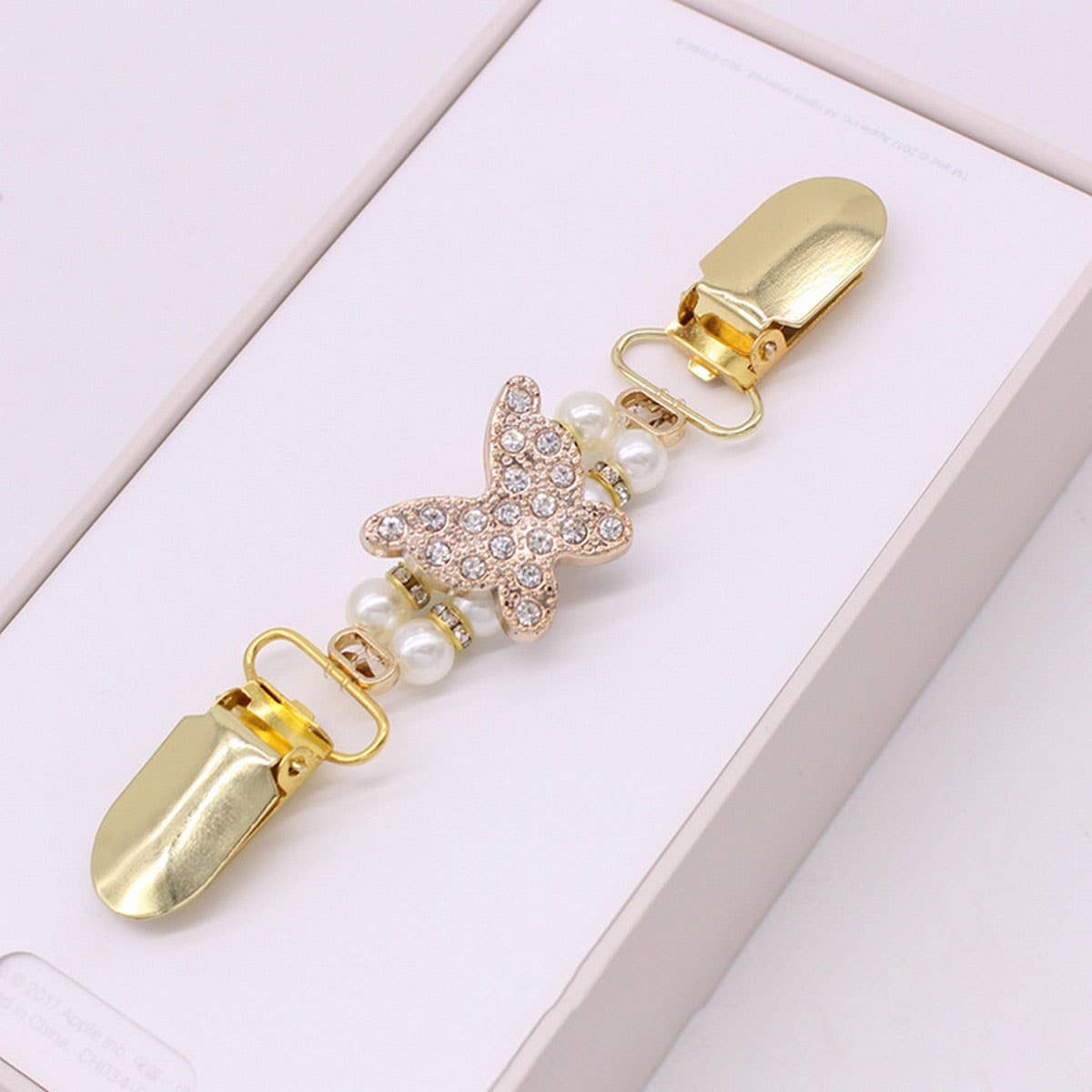 POPULAR HIGH-GRADE PEARL SWEATER CLIP SHAWL CLIP_CWMM2207