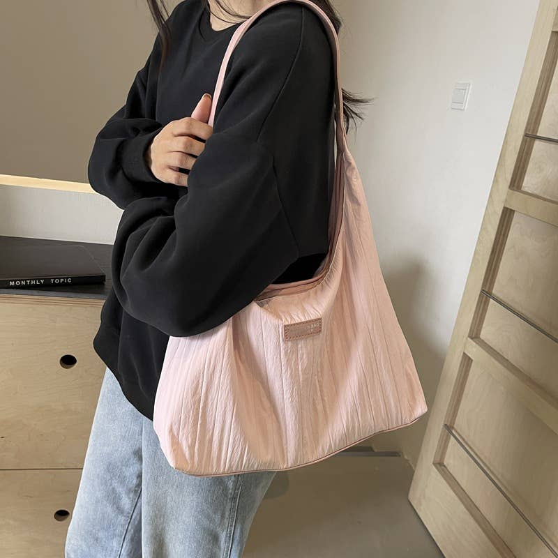 Large-capacity lightweight hand-held cloth bag