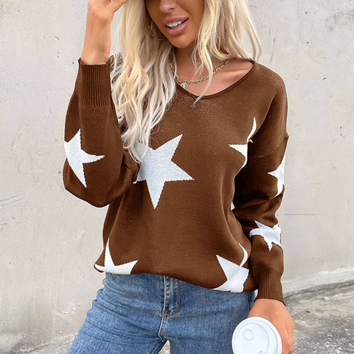 Five-pointed crew neck long-sleeved knit sweater
