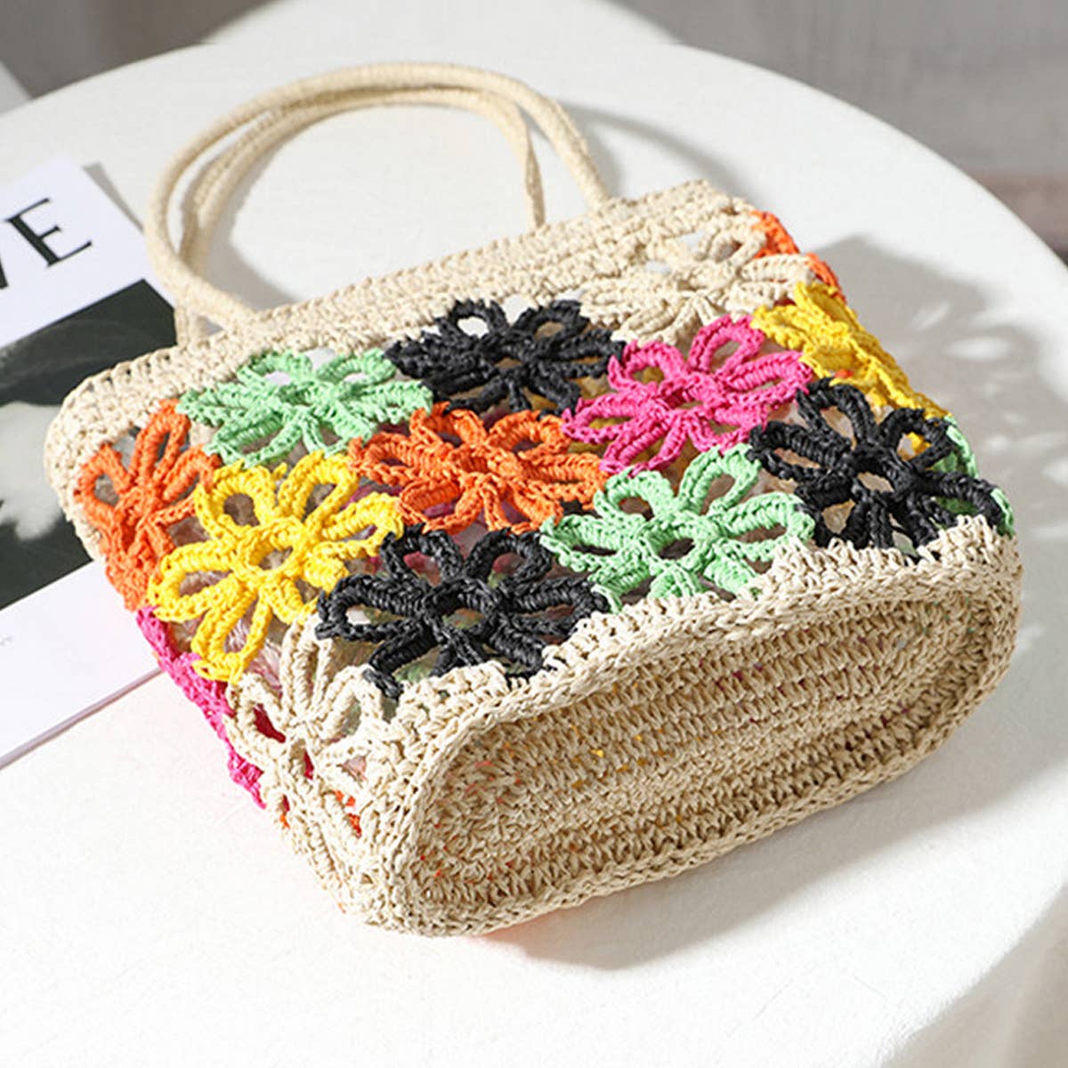 FRESH HOLLOW FLOWER HANDWOVEN BAG_CWAB1886
