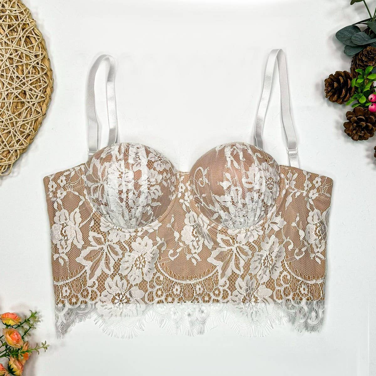FASHIONABLE PADDED LACE HERRINGBONE BRA
