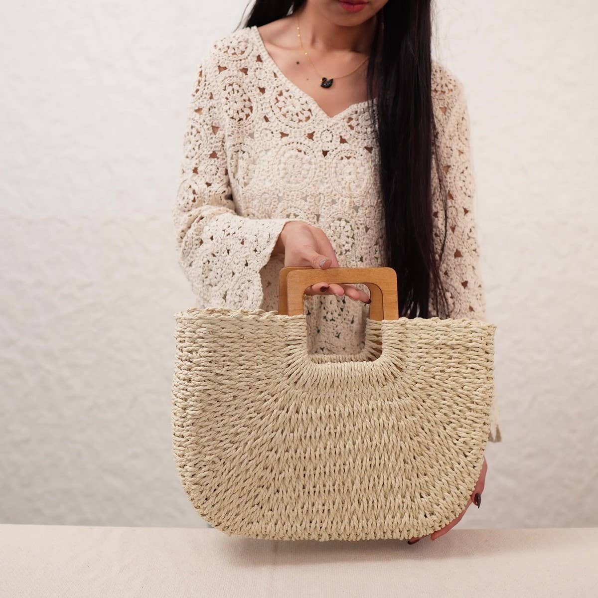 WOODEN HANDLE CASUAL SIMPLE PAPER ROPE WOVEN BAG_CWAB4709