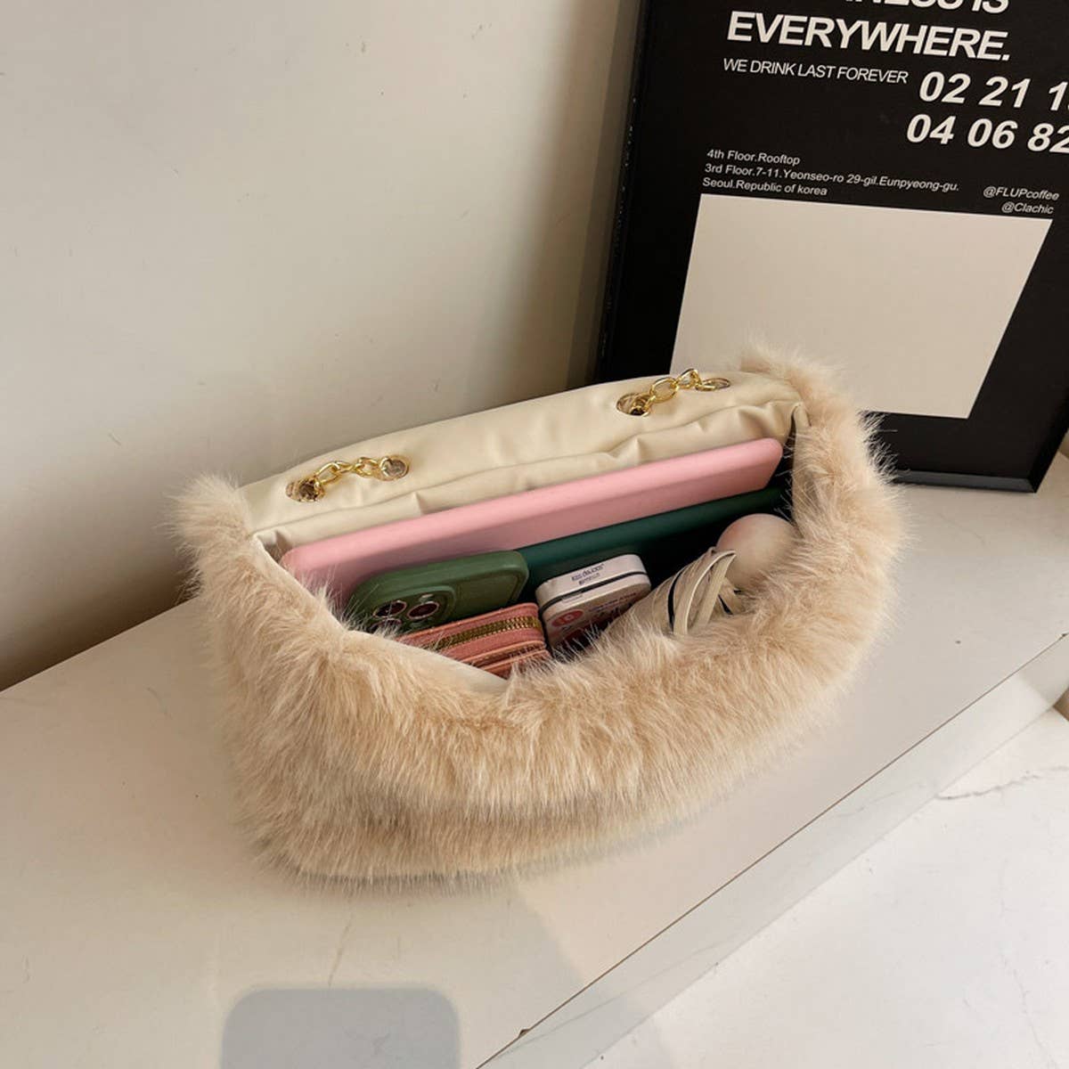 WINTER LEISURE SHOULDER BAG MESSENGER PLUSH BAG_CWAB4014