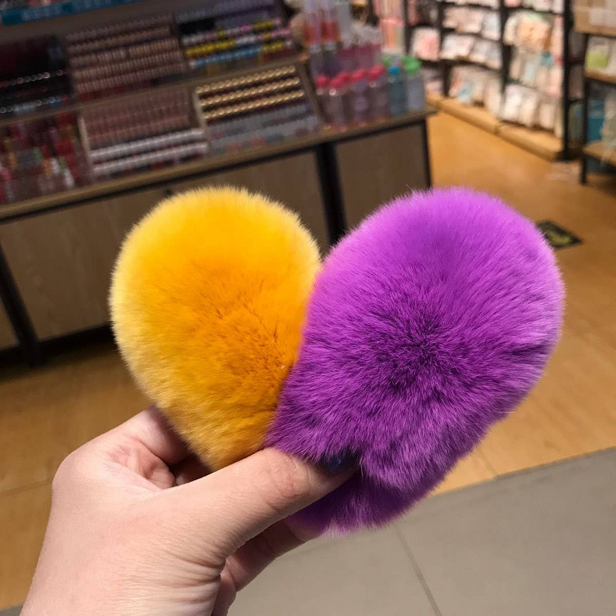 Furry Mink Hair Clip ? Cute Fluffy BB Barrette