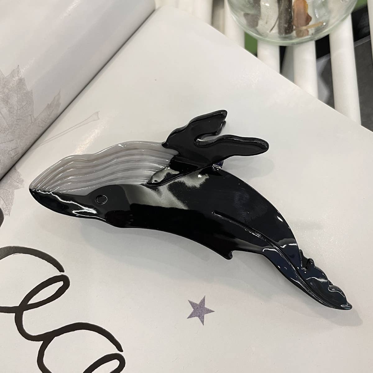 OCEAN WHALE SHELL FISH SEASHELL HAIR CLAW CLIPS_CWAHA0550