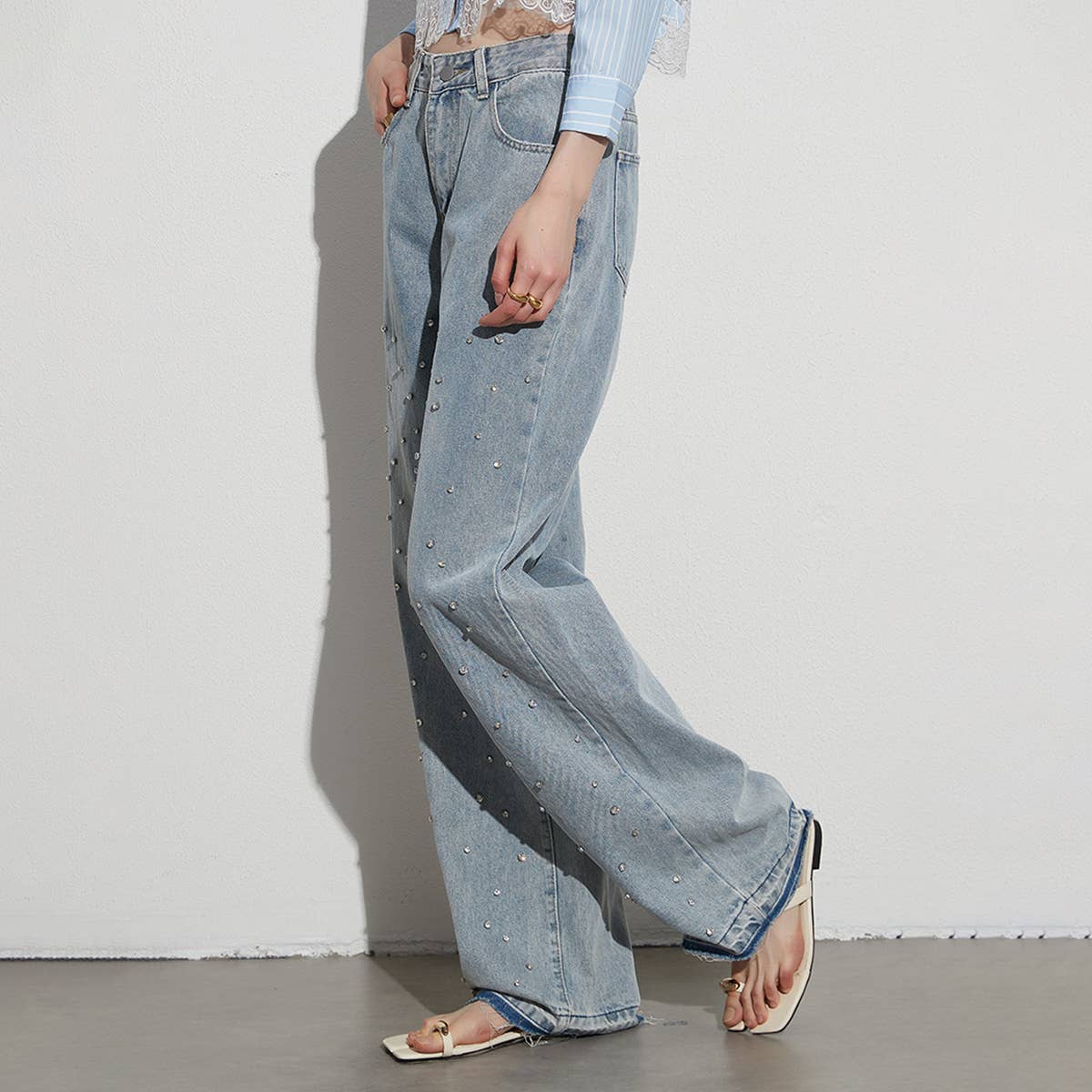 HIGH WAISTED STUDDED PEARL STRAIGHT LEG JEANS