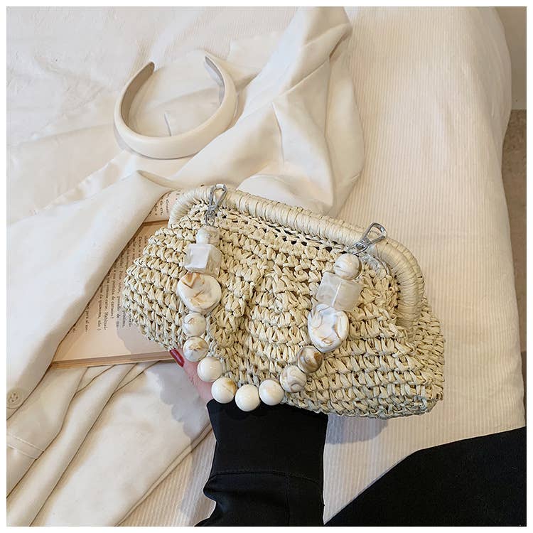 Trendy weaving of vacation beach bags