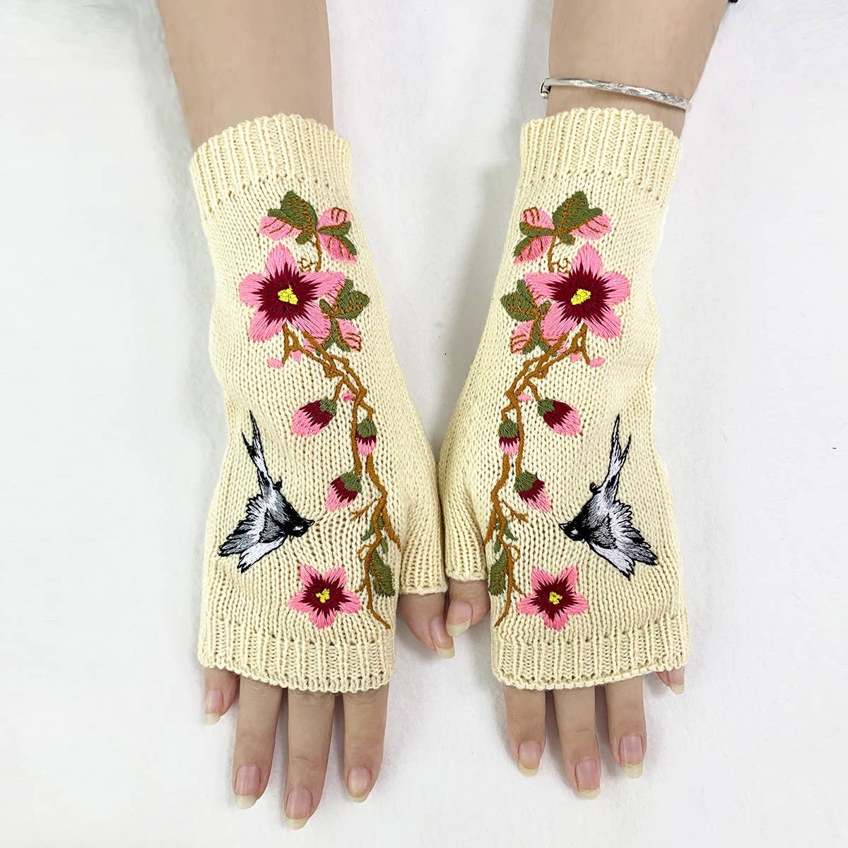 WOMEN'S EMBROIDERED SWALLOW HALF FINGER GLOVES_CWMM1666