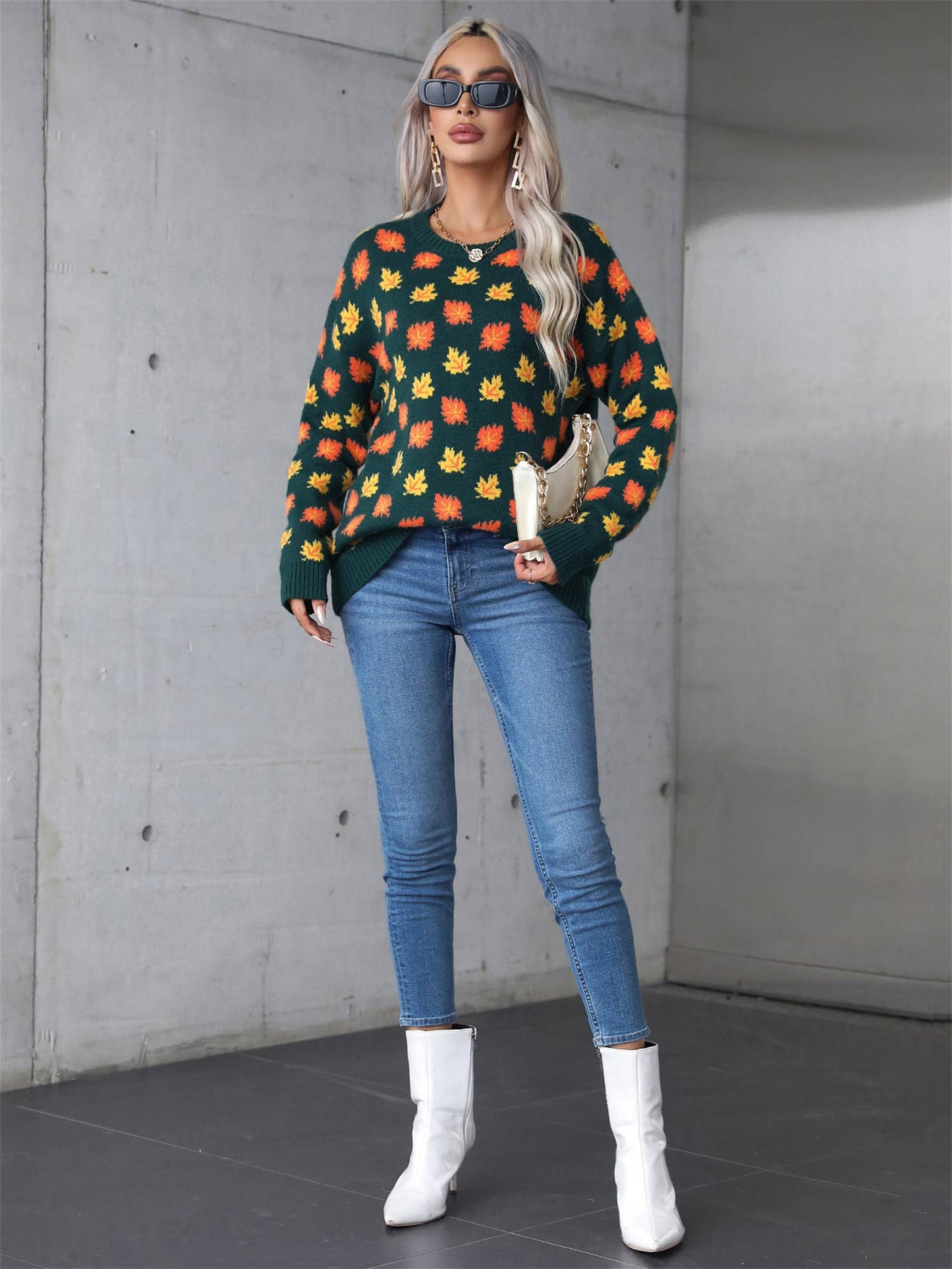 LEAVES CHRISTMAS CREWNECK SWEATER KNIT