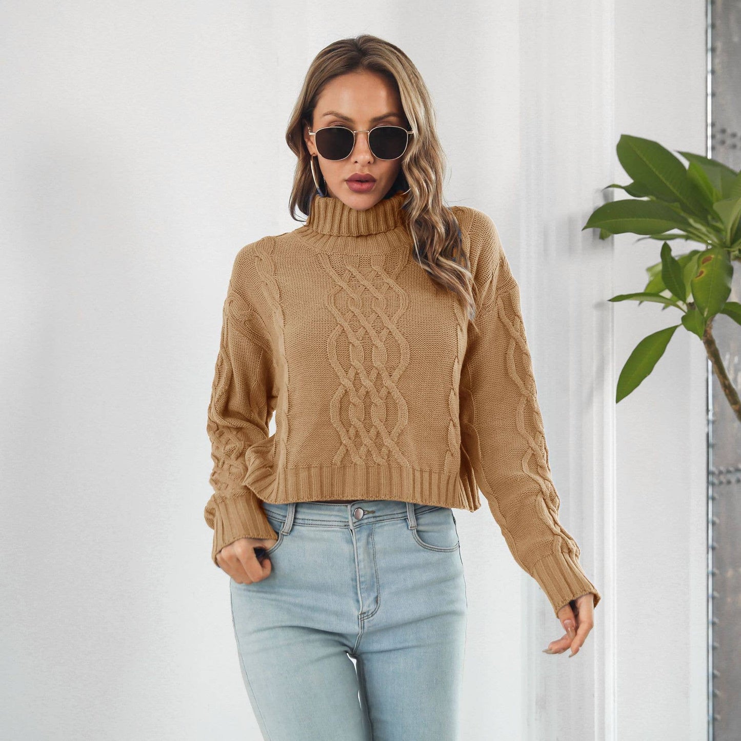 Twist turtleneck short long-sleeved sweater
