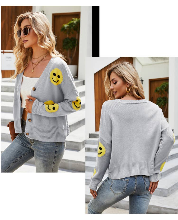 Smileyface knit sweater cardigan with long sleeves