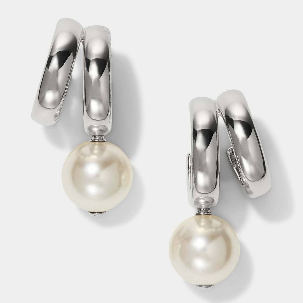 New Fashion Irregular Line Pearl Earrings