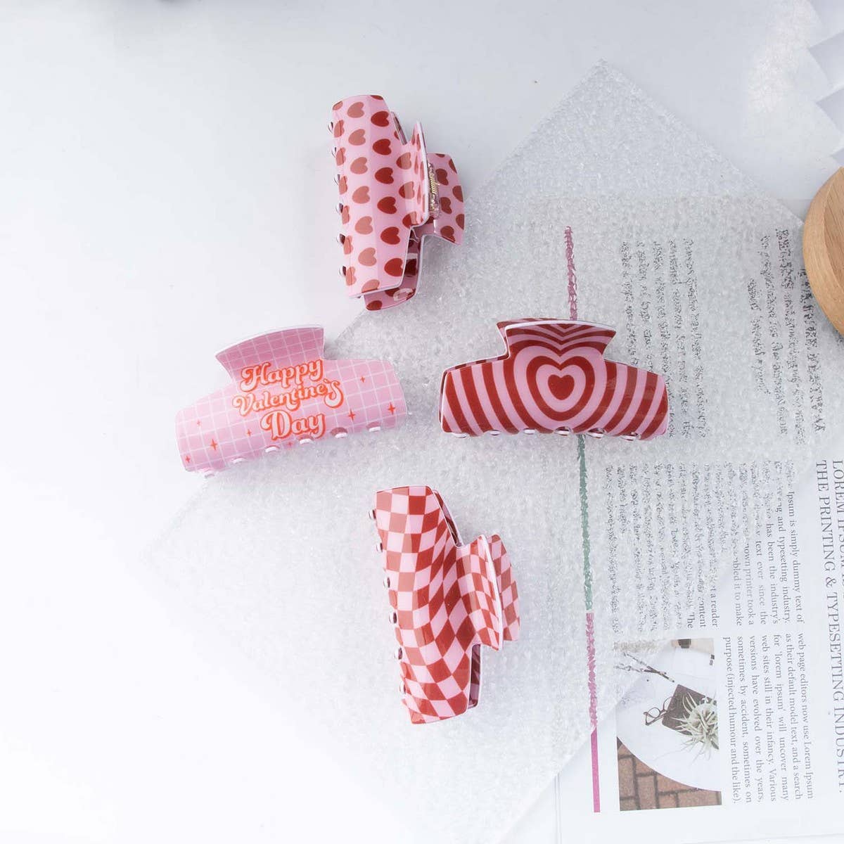 CWAHA1313_SWEET RED SERIES LOVE LATTICE HAIR CLAW CLIP