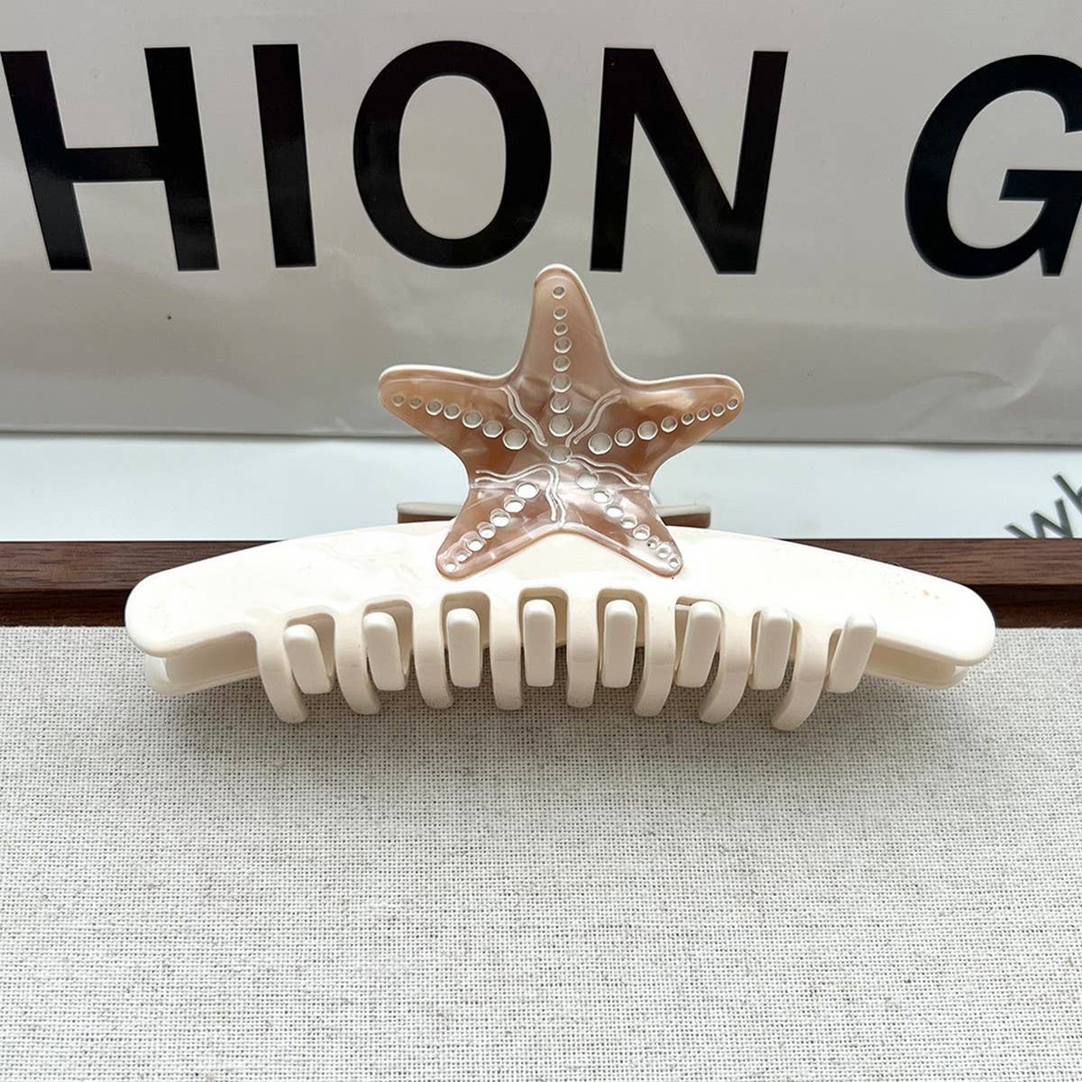 Ocean Collection Starfish Acetate Hair Clip_CWAHA5717