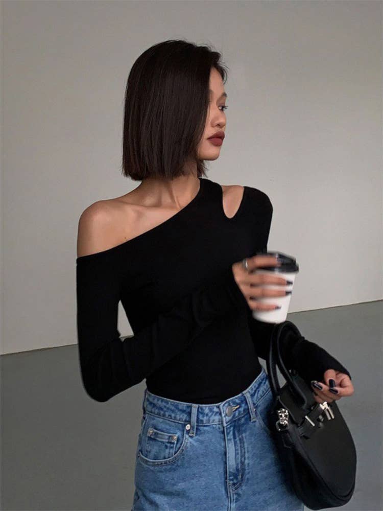 Sexy one-shoulder solid color slim bottom shirt