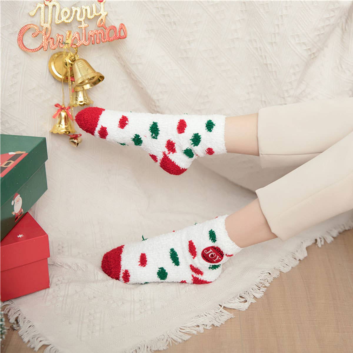 CHRISTMAS EMBROIDERY COZY SOCKS FOR WOMEN