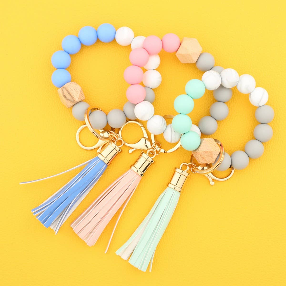 COLORFUL KEYCHAIN TASSEL BRACELET
