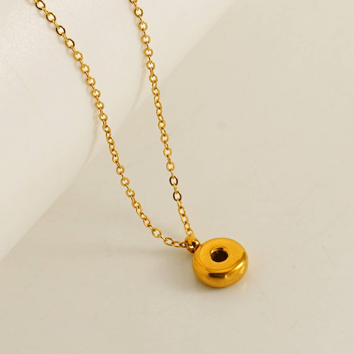 CWAJE1939_Mini Simple Bubble Letter Necklace,Gold