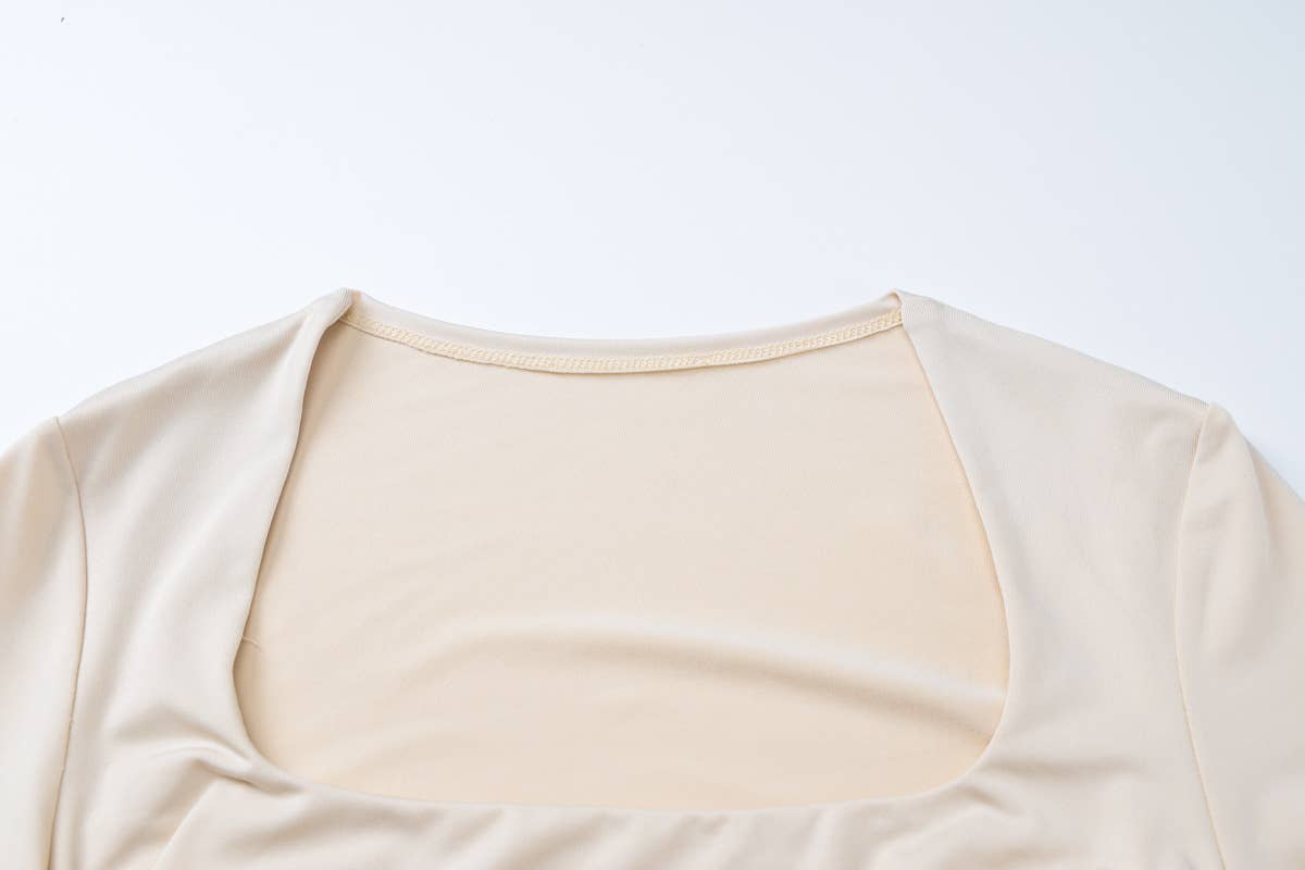 Long-sleeved top tight trousers and pleated suit