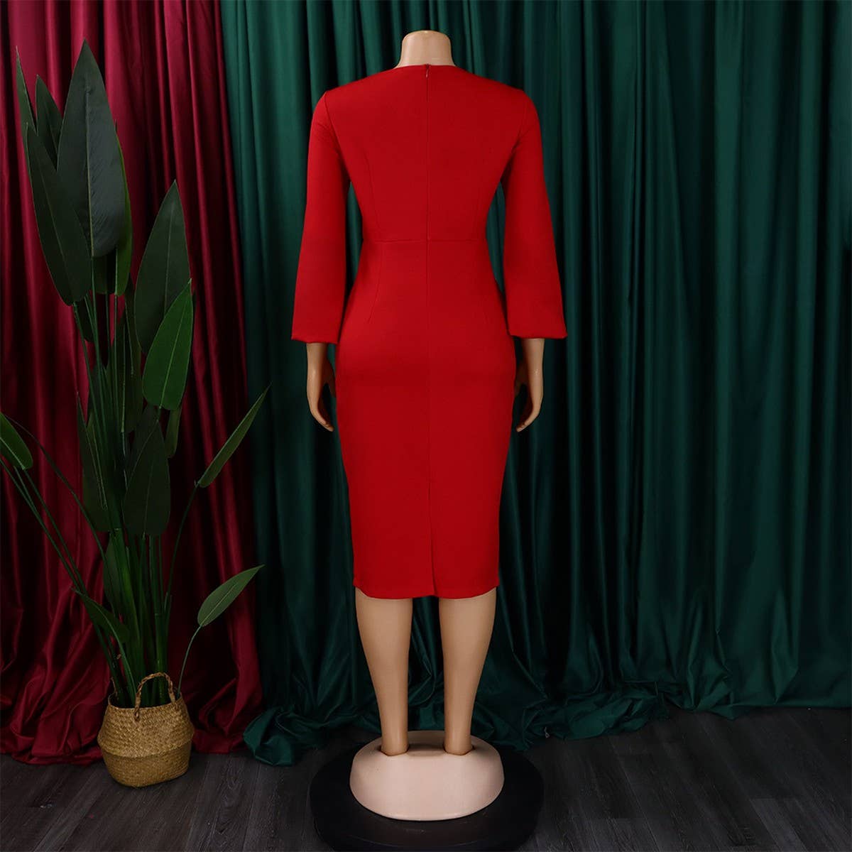 LONG-SLEEVED FASHIONABLE AND ELEGANT TUNIC DRESS