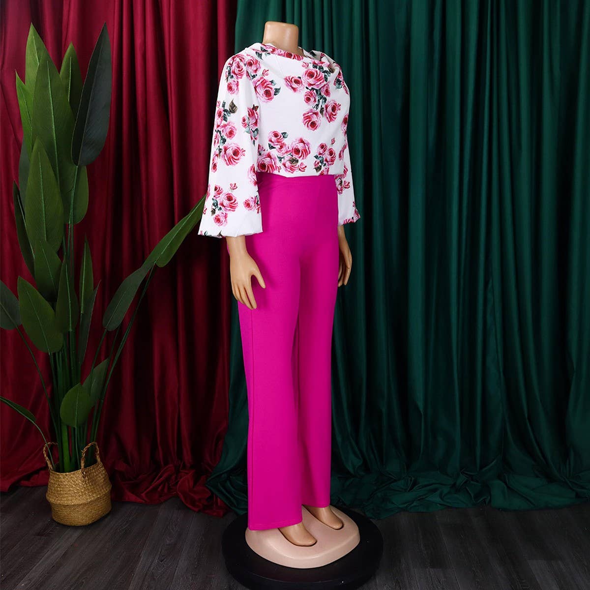 PRINTED TIE TOP AND WIDE-LEG PANTS TWO-PIECE SET_CWSTB1140