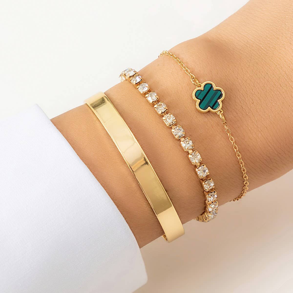 VINTAGE RHINESTONE CHAIN FIVE LEAF GRASS BRACELET