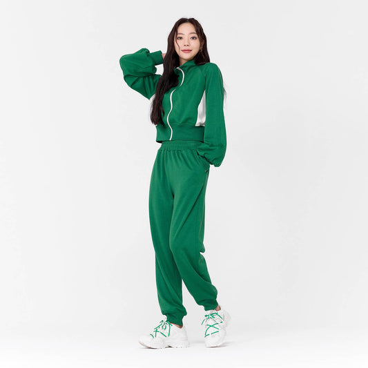 Sportswear top and casual sportswear pants set