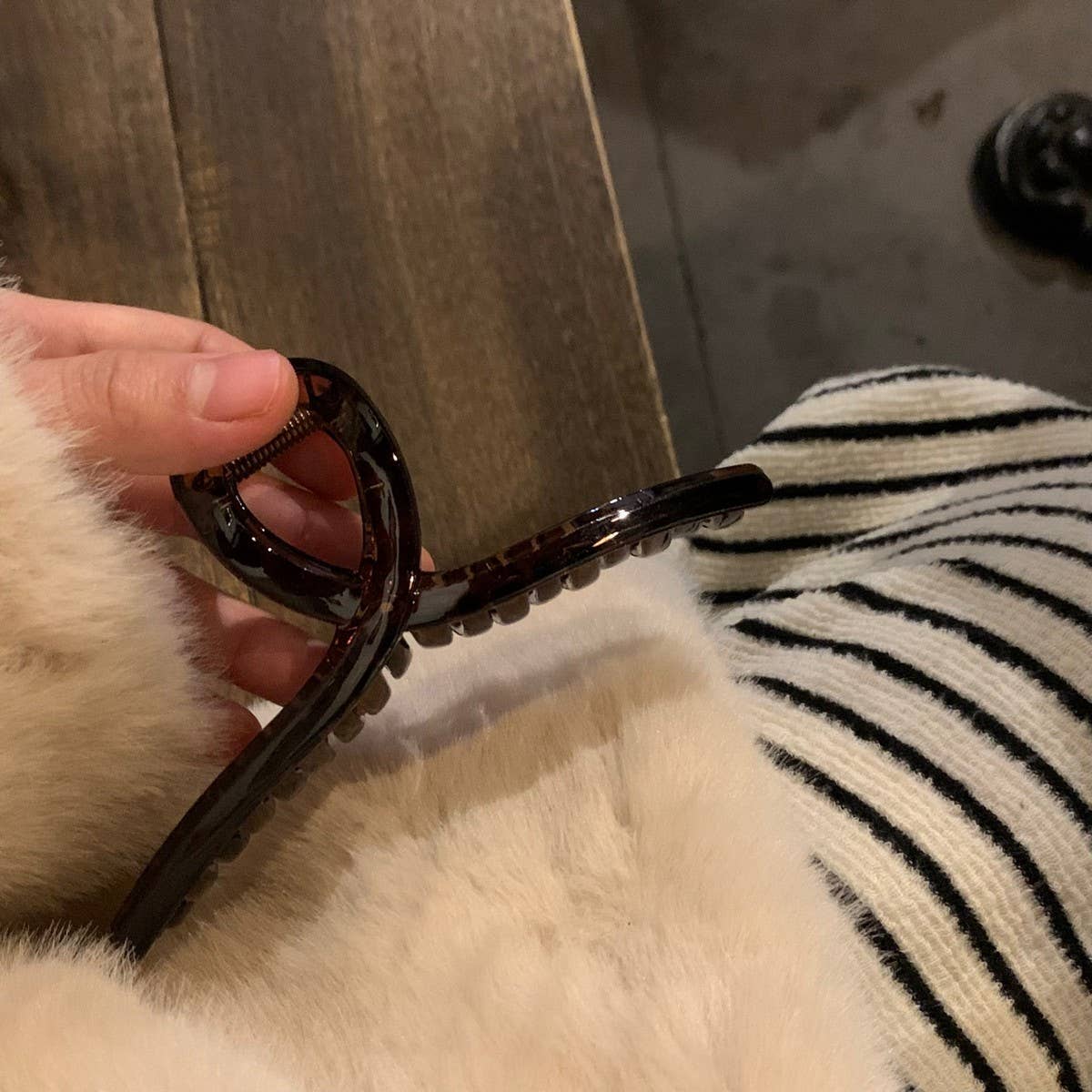 Dark Tea Hair Claw Minimalist Shark Clip for Women