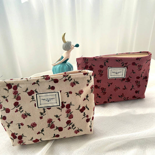 CONTRAST FLOWER PATTERN ZIPPER PORTABLE WASH BAG_CWAB1217