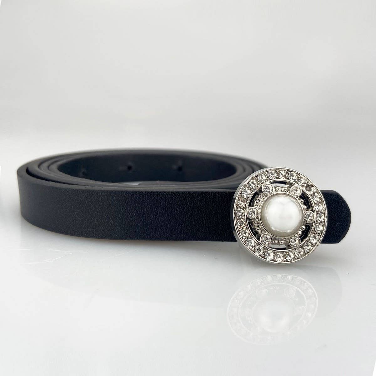 WOMEN'S FASHIONABLE PEARL AND DIAMOND BELT_CWABE0706