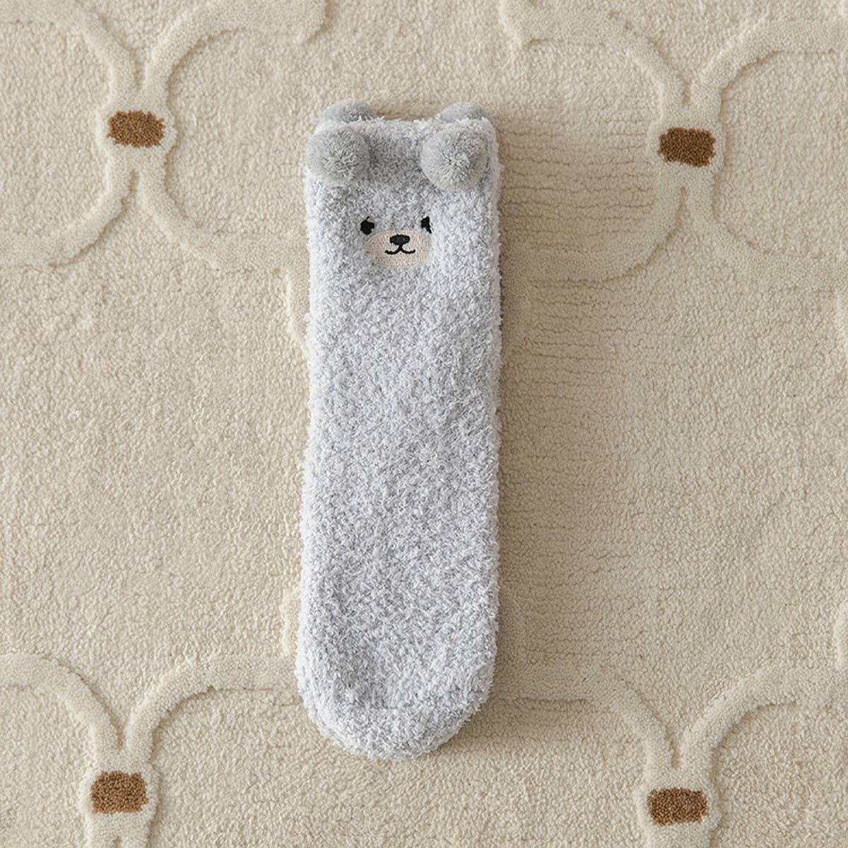 EMBROIDERED CARTOON BEAR LINT-FREE SOCKS