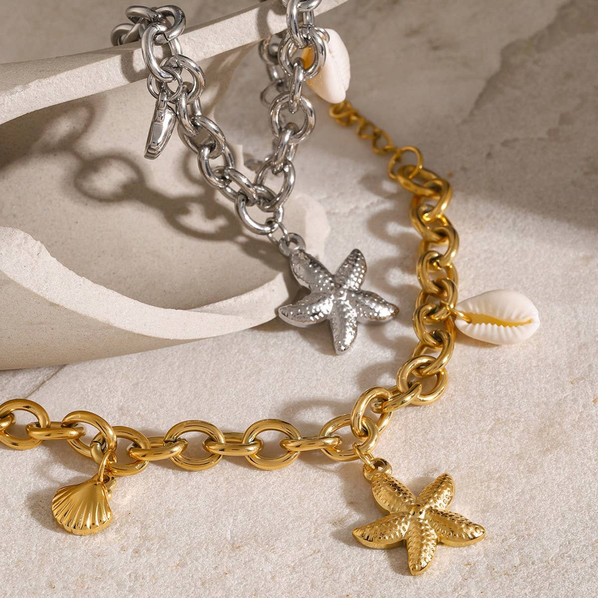 Minimalist 18K Gold Starfish Shell Conch Bracelet