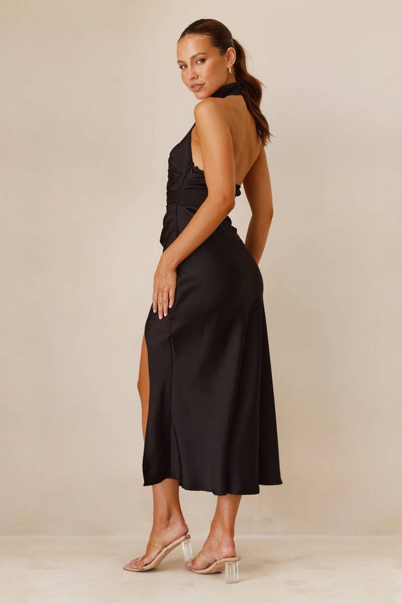 CWDMD5554_ELEGANT HALTER NECK SLIM FIT SLIT MAXI DRESS