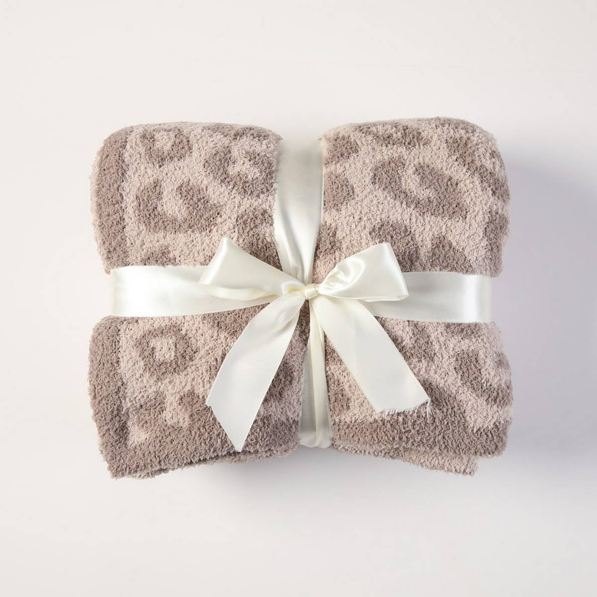KNITTED LEOPARD PRINT LIGHTWEIGHT SOFA BLANKET