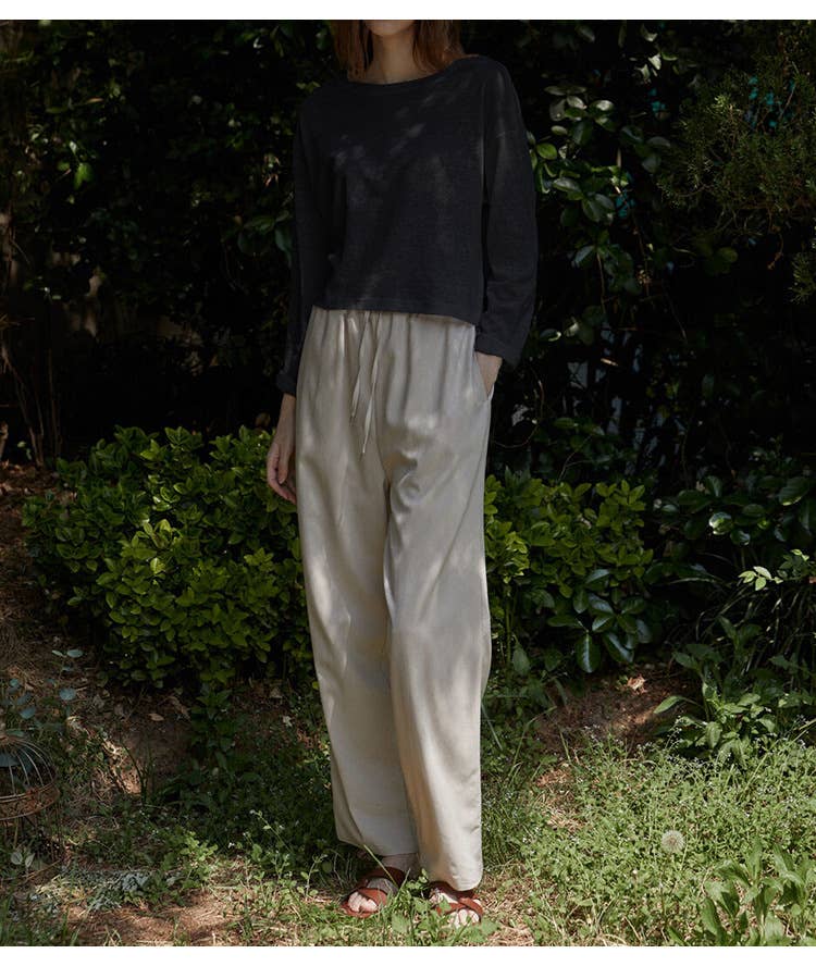 Simple round neck short translucent base shirt