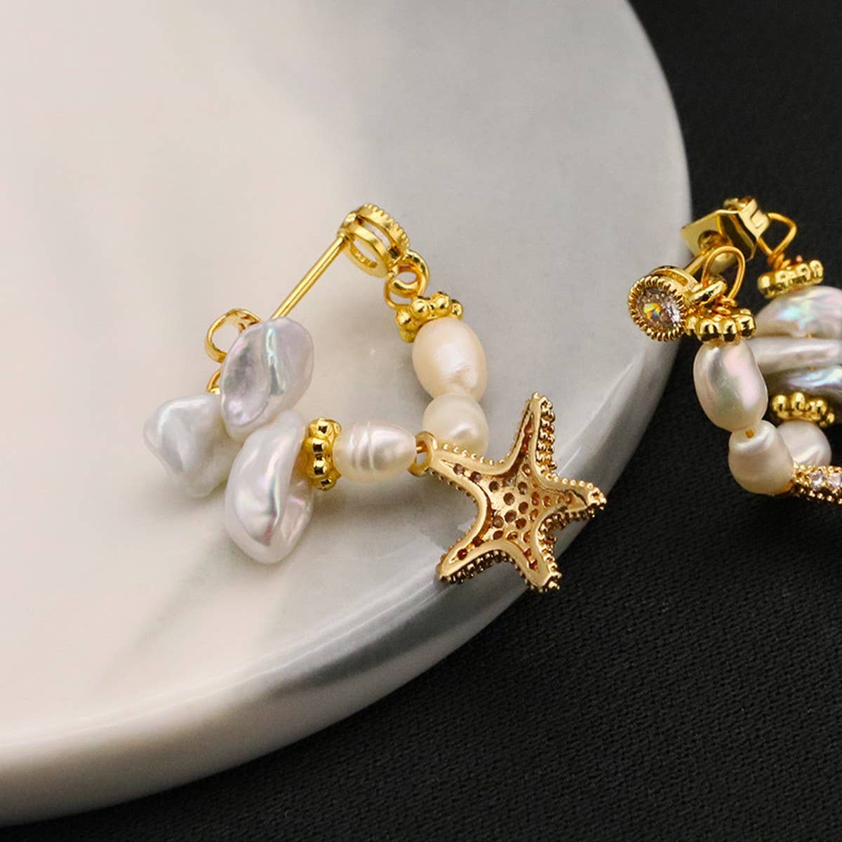 NEW HIGH-END RETRO FASHION PEARL EARRINGS