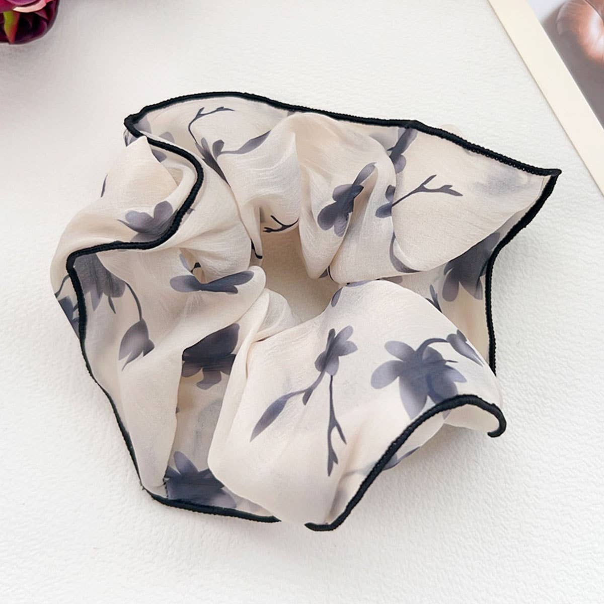 High-elasticity retro floral fabric hair band