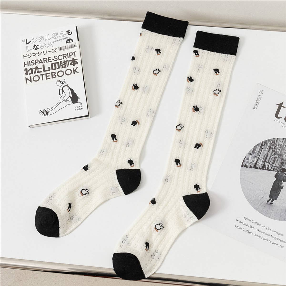HOLLOW JACQUARD MIDDLE-CALF SOCKS