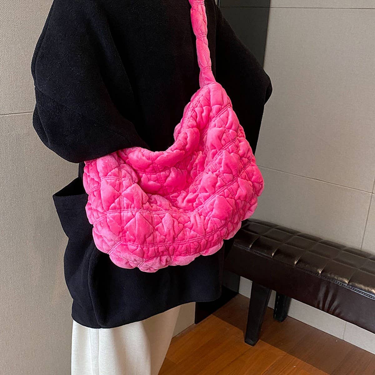 Velvet Puffy Cloud Shoulder Crossbody Bag_ WMBG6936-023