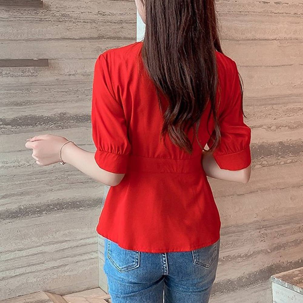 Slim short-sleeved T-shirt with tight waist V-neck