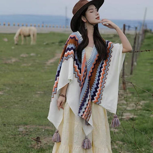 CWASC1796_BOHEMIAN FRINGE CAPE KNITTED ETHNIC STYLE SHAWL