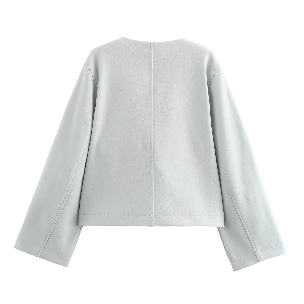 SIMPLE BLAZER WITH LARGE LAPELS AND NO BUTTONS