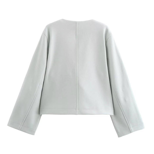 SIMPLE BLAZER WITH LARGE LAPELS AND NO BUTTONS