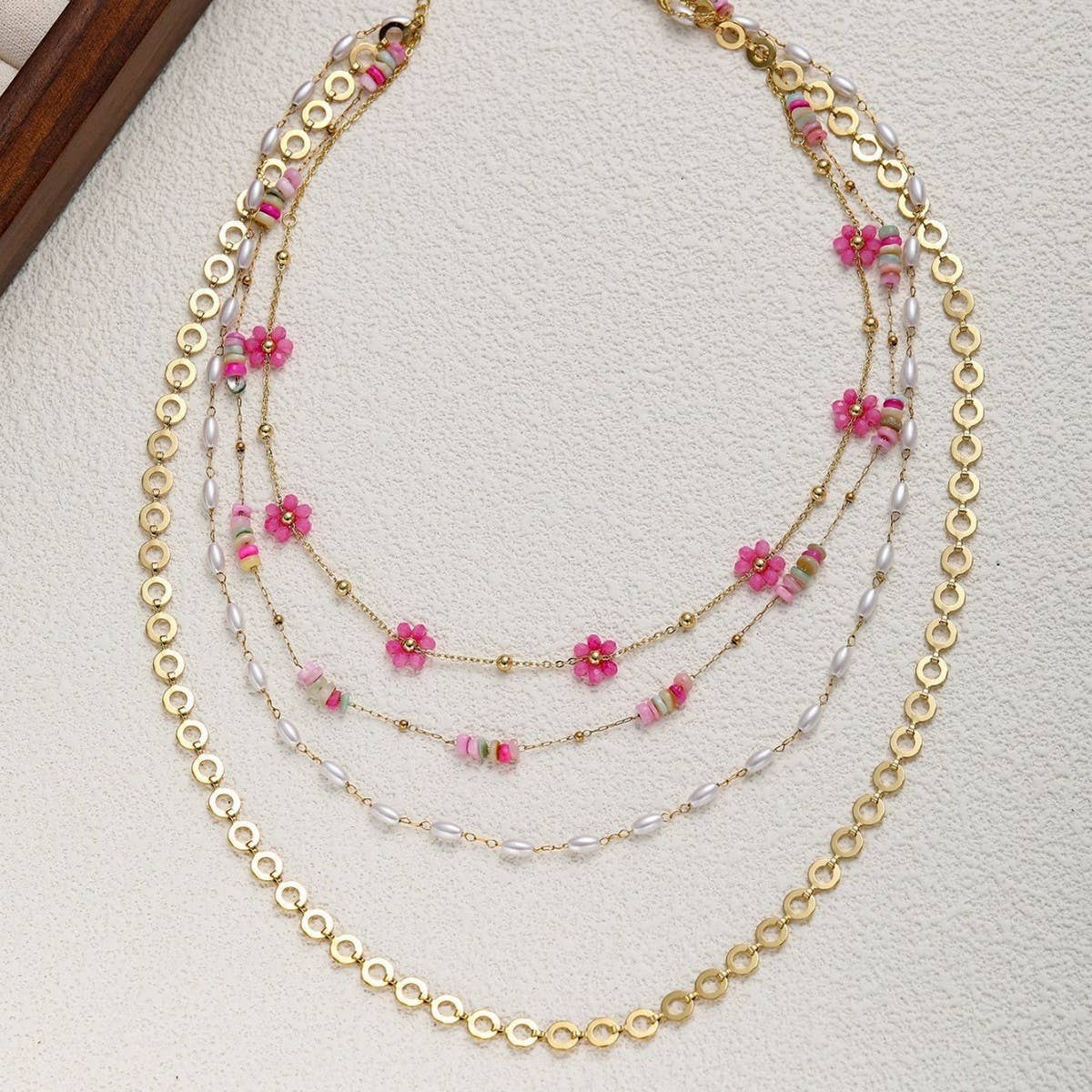 COLORFUL AND BRIGHT PERSONALITY NECKLACE