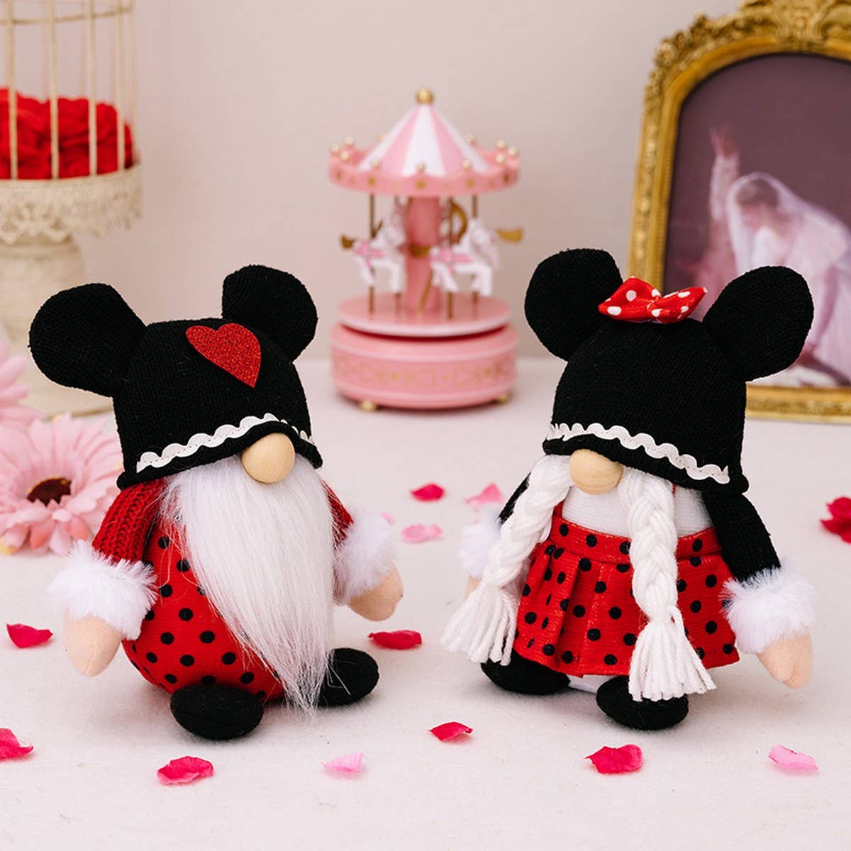 CWMM10272_VALENTINE CARTOON GNOME COUPLE PLUSH WITH HEART