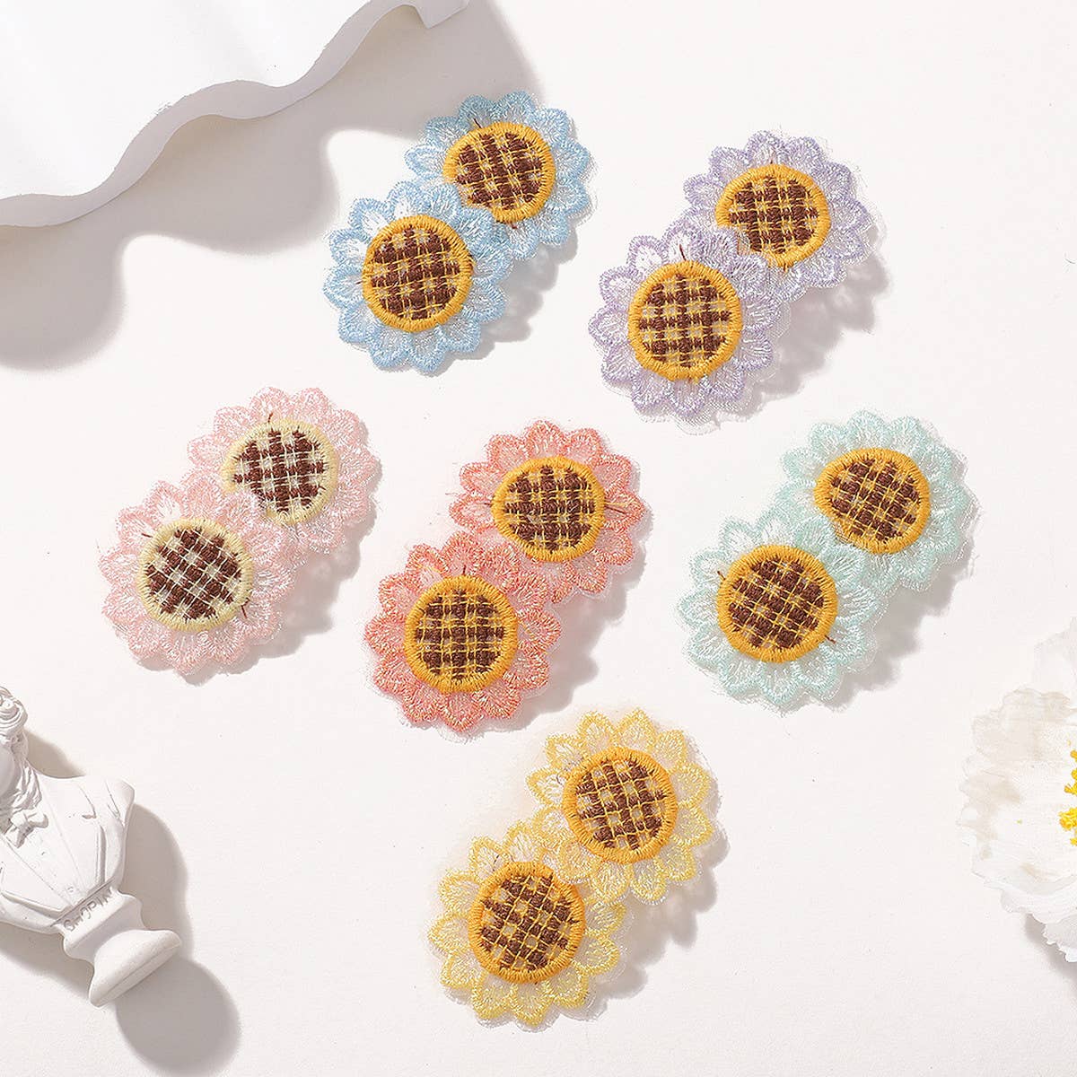 VINTAGE CHILDREN'S SUNFLOWER HAIR CLIP