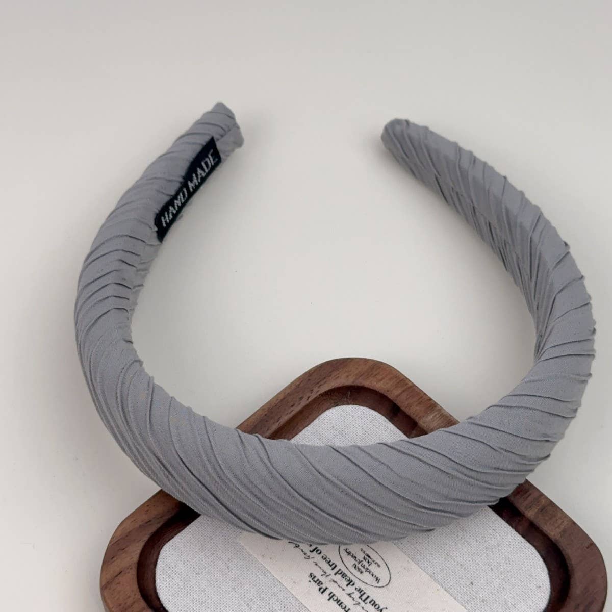 PLEATED TEMPERAMENT ALL-MATCH HEADBAND_CWAHA2380